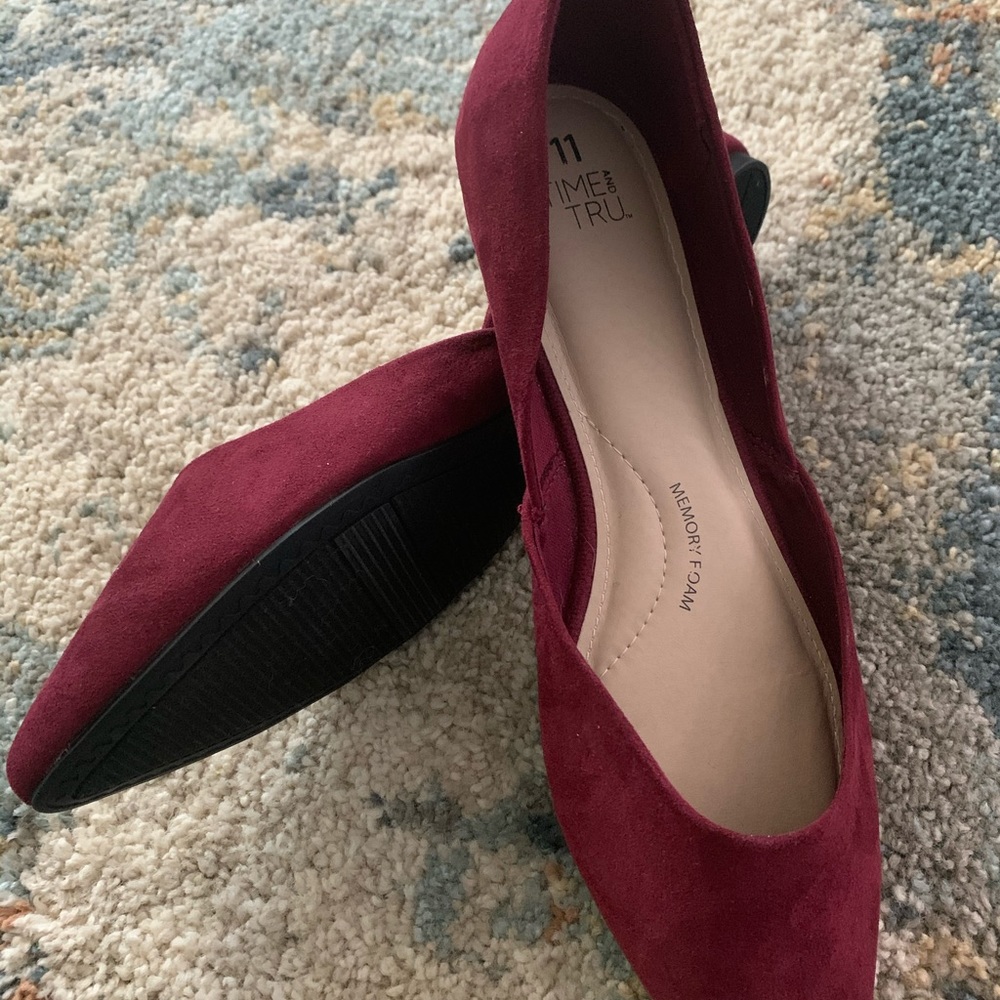 Shoes - Picture 3 of 3